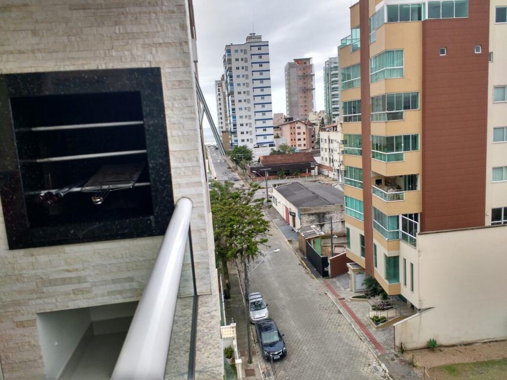 Edificio Piezzo De Mare Lejlighed Meia Praia Eksteriør billede